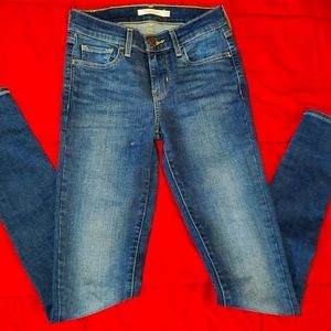 Levi jeans,size 25x32